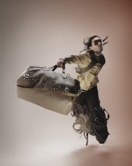 DIRECTOR & PHOTOGRAPHER