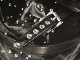 DIRECTOR & PHOTOGRAPHER