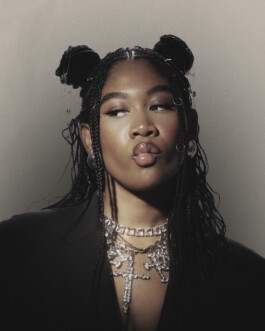 DIRECTOR & PHOTOGRAPHER