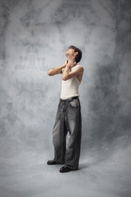 DIRECTOR & PHOTOGRAPHER