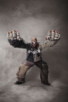 DIRECTOR & PHOTOGRAPHER