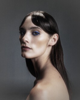 DIRECTOR & PHOTOGRAPHER