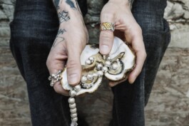 DIRECTOR & PHOTOGRAPHER