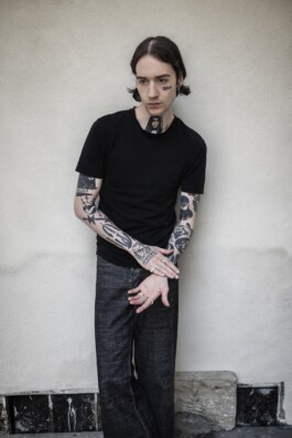 DIRECTOR & PHOTOGRAPHER